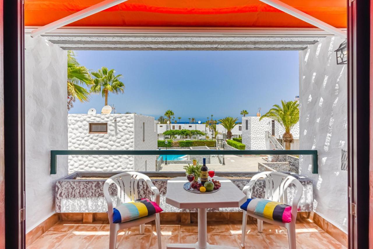 Apartment Apart America - 150 Meters From The Beach, Free Wi-Fi Арона Экстерьер фото