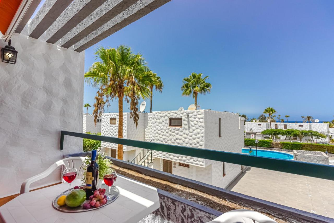 Apartment Apart America - 150 Meters From The Beach, Free Wi-Fi Арона Экстерьер фото