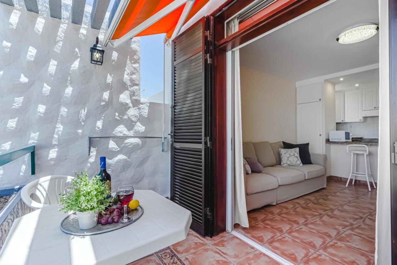Apartment Apart America - 150 Meters From The Beach, Free Wi-Fi Арона Экстерьер фото